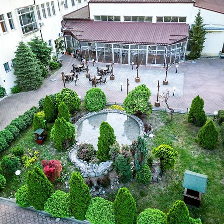 Hotel Fontana Bačka Palanka Extérieur photo